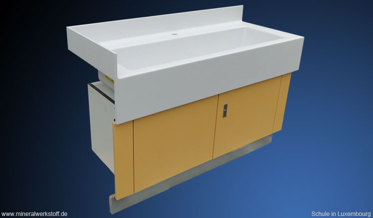 Varicor&reg; Waschtisch f&uuml;r eine Schule in Luxembourg 4