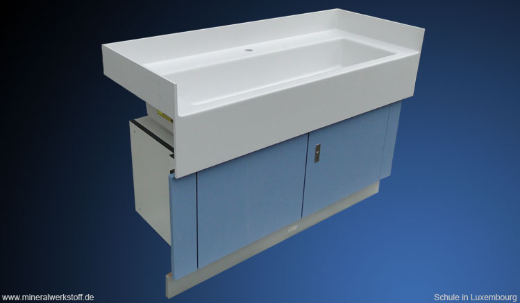 Varicor&reg; Waschtisch f&uuml;r eine Schule in Luxembourg 13