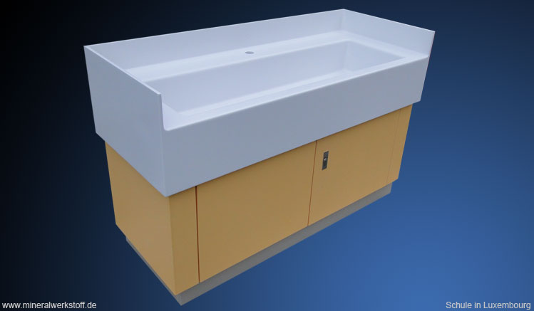 Varicor&reg; Waschtisch f&uuml;r eine Schule in Luxembourg 15