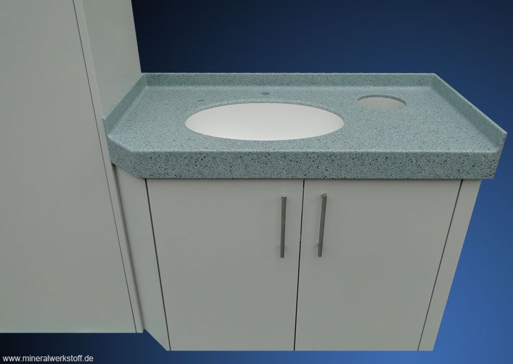 Varicor&reg; Waschtisch f�r ein privates Bad