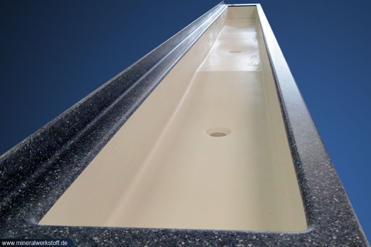 Mineralwerkstoff Varicor® Waschtischmodell Waschrinne UBWR